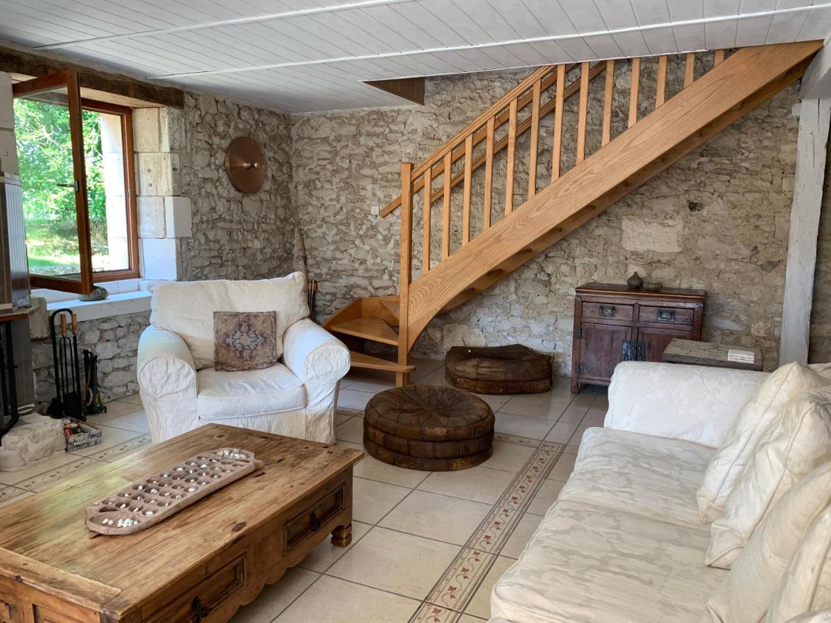 Country Villa For 19 Pool Cinema Football Pitch Verteillac Ngoại thất bức ảnh